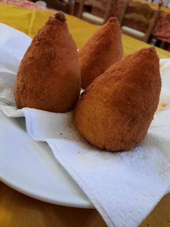 博瓦马里纳 La Primula酒店 外观 照片